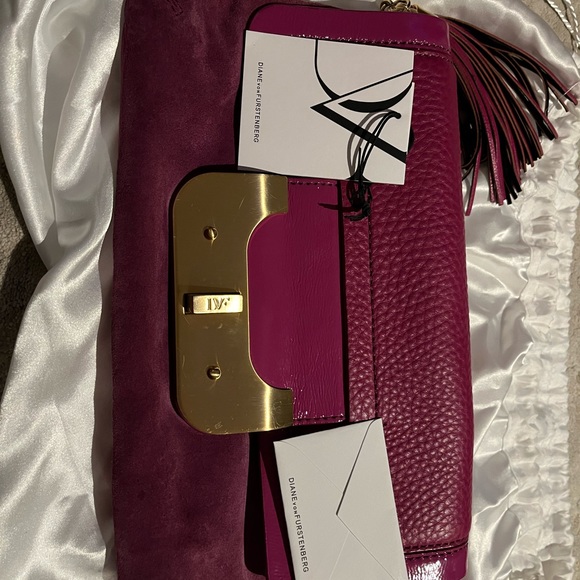 DVF Magenta Leather Clutch - Picture 3 of 3